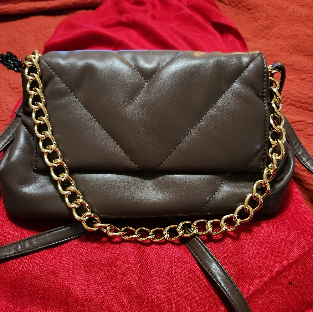 Crossi Quilted Crossbody